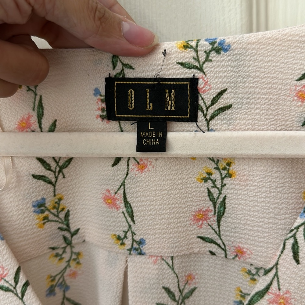 SOLD 💚 OLM Light Pink Floral Wrap Flattering Peplum Top L - Picture 9 of 11